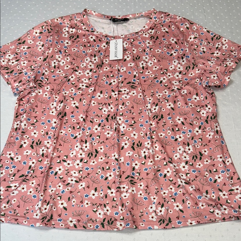 Floral Short Sleeve Tee w/ pleated chest design comfortable fabric spring Colors